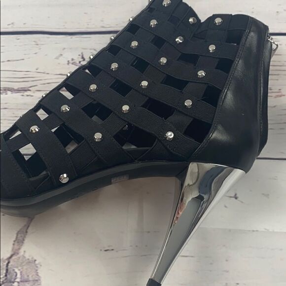 Michael Kors heels - Picture 6 of 6